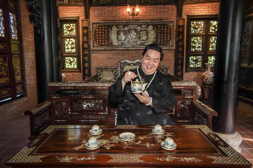 Cận cảnh biệt phủ 100 tỷ, toàn gỗ quý ở Đồng Nai: Nam nghệ sĩ sẵn sàng bán rẻ nếu tìm đúng người- Ảnh 17. Cận cảnh biệt phủ 100 tỷ, toàn gỗ quý ở Đồng Nai: Nam nghệ sĩ sẵn sàng bán rẻ nếu tìm đúng người- Ảnh 17.
