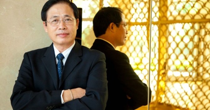 Người đàn ông đứng sau “đế chế vàng” lâu đời nhất Hà Nội đào tạo nhân viên chuẩn ‘con nhà lành’, nêu rõ quan điểm “đàn ông thông minh không lấy phụ nữ thành đạt”- Ảnh 4. Người đàn ông đứng sau “đế chế vàng” lâu đời nhất Hà Nội đào tạo nhân viên chuẩn ‘con nhà lành’, nêu rõ quan điểm “đàn ông thông minh không lấy phụ nữ thành đạt”- Ảnh 4.