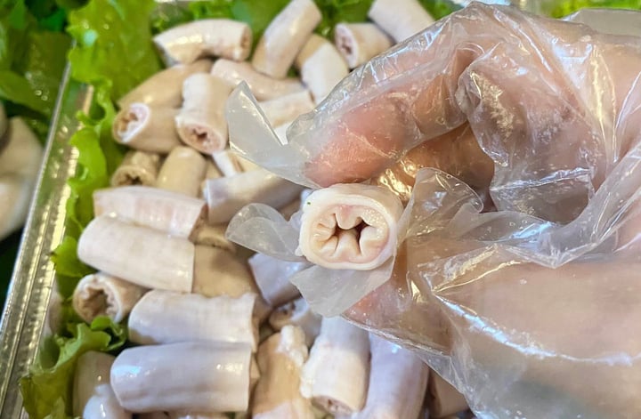 Thị trường nhan nhản lòng se điếu: Thực khách đang bị lừa trắng trợn?- Ảnh 1. Thị trường nhan nhản lòng se điếu: Thực khách đang bị lừa trắng trợn?- Ảnh 1.