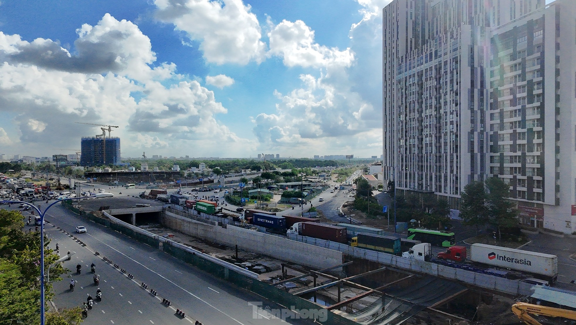Cận cảnh hầm chui tại nút giao phía Đông TPHCM sắp thông xe- Ảnh 7. Cận cảnh hầm chui tại nút giao phía Đông TPHCM sắp thông xe- Ảnh 7.
