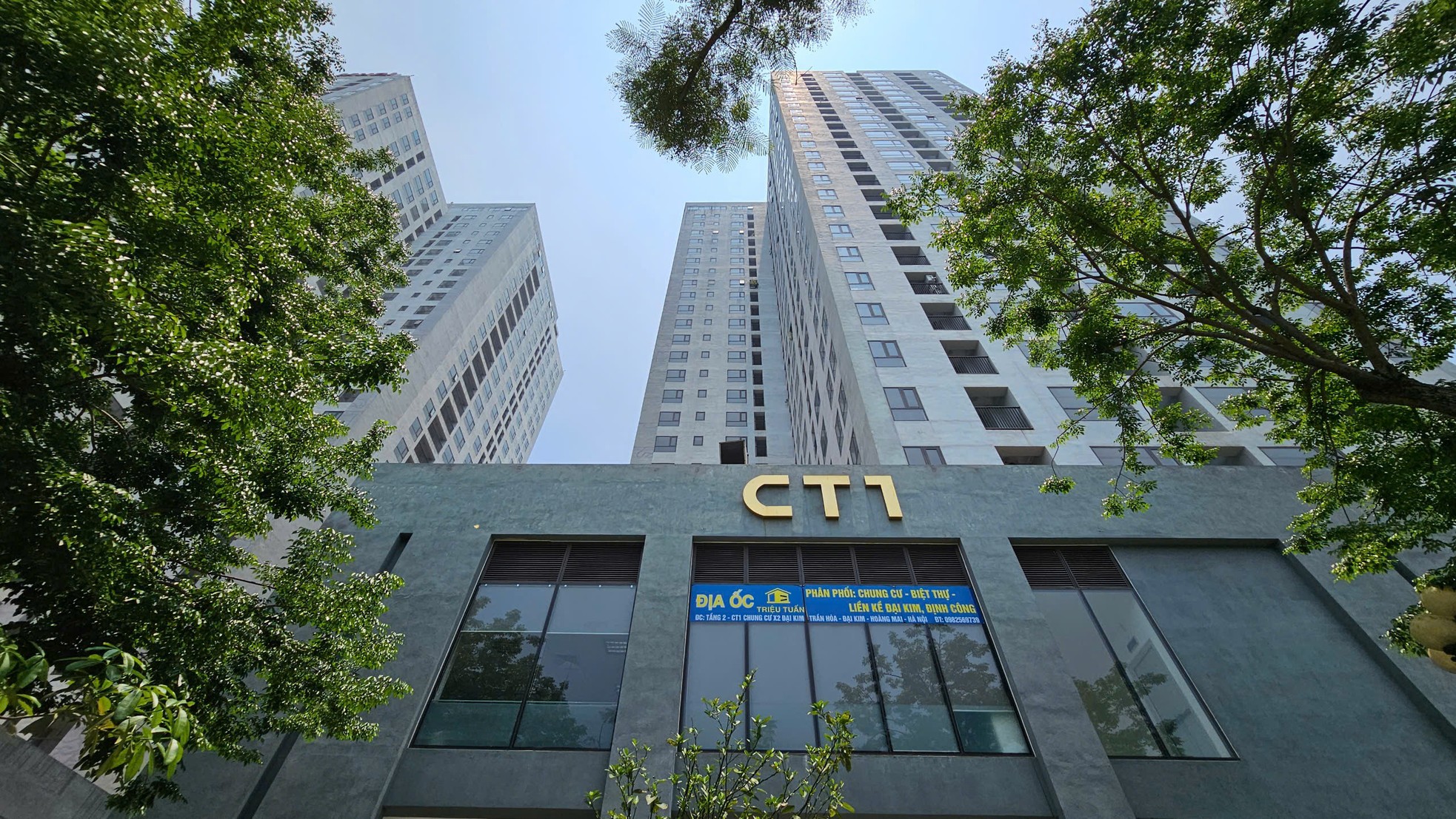 Cận cảnh khu hàng trăm căn hộ được 'đặt hàng' làm nhà tái định cư bỏ hoang giữa lúc dân 'khát' nhà ở- Ảnh 10. Cận cảnh khu hàng trăm căn hộ được 'đặt hàng' làm nhà tái định cư bỏ hoang giữa lúc dân 'khát' nhà ở- Ảnh 10.