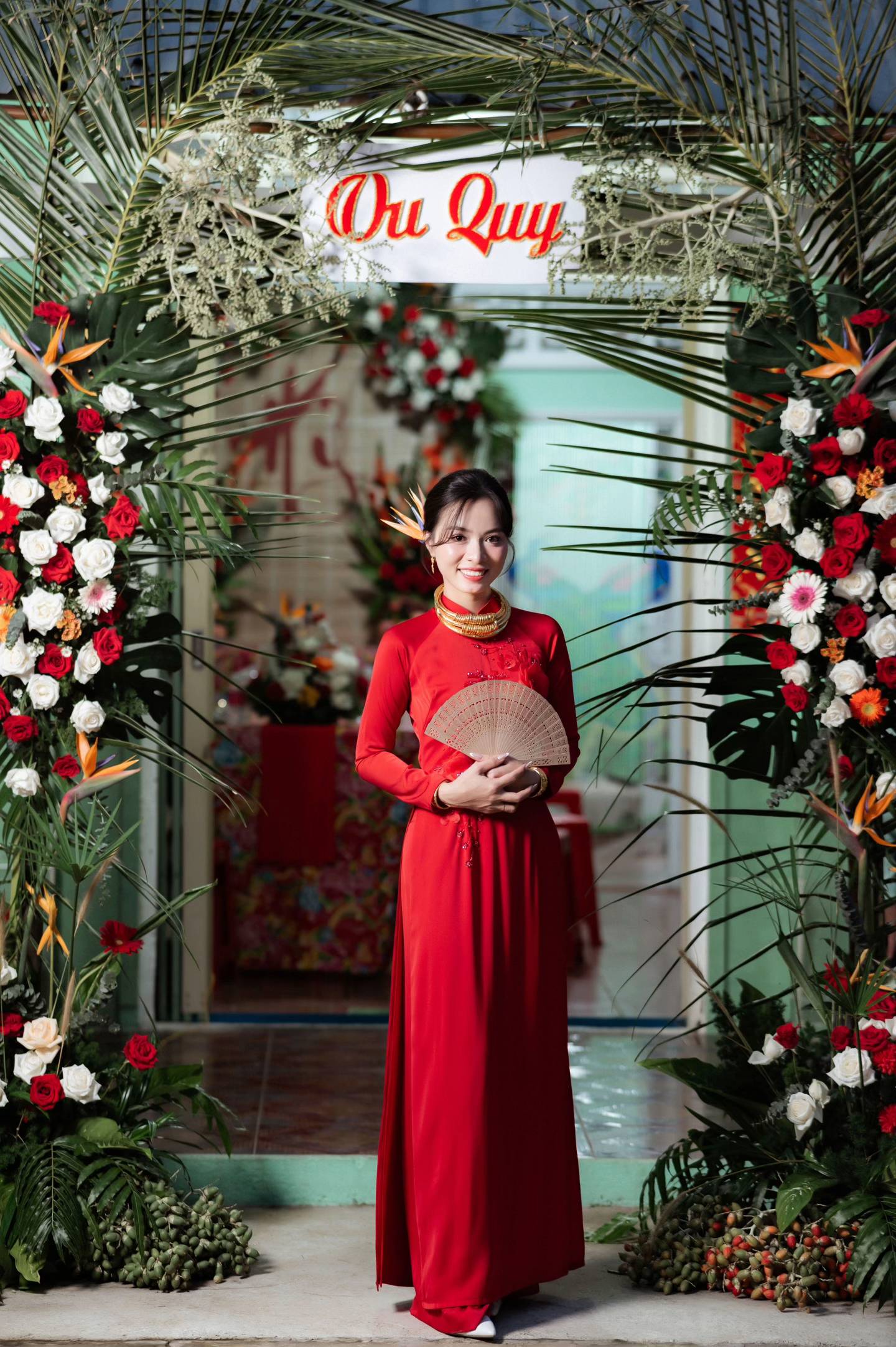 Cô dâu miền Tây tự tay làm cổng cưới, trang trí hoa tươi từ trong ra ngoài: Đẹp mỹ mãn nhưng giá rẻ bất ngờ- Ảnh 2. Cô dâu miền Tây tự tay làm cổng cưới, trang trí hoa tươi từ trong ra ngoài: Đẹp mỹ mãn nhưng giá rẻ bất ngờ- Ảnh 2.