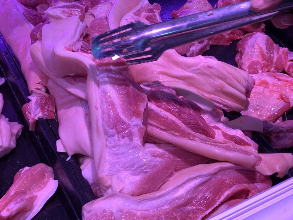 Ra chợ gặp 5 loại thịt lợn, tươi ngon, rẻ mấy cũng đừng mua- Ảnh 2. Ra chợ gặp 5 loại thịt lợn, tươi ngon, rẻ mấy cũng đừng mua- Ảnh 2.