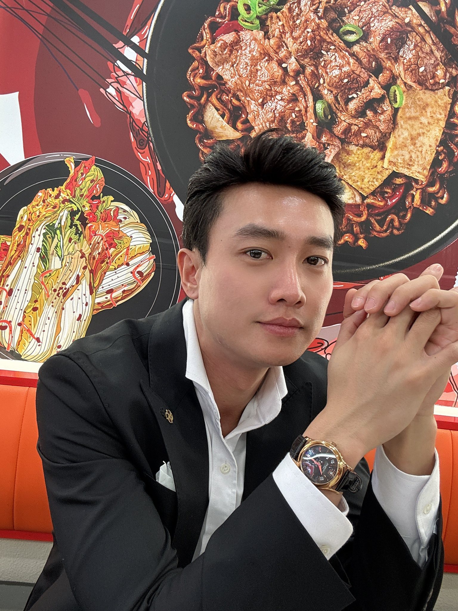 Nam nghệ sĩ sở hữu biệt thự mặt tiền 40 tỷ ở Nhà Bè, nhiều cửa hàng trải khắp cả nước, U40 vẫn lẻ bóng- Ảnh 2. Nam nghệ sĩ sở hữu biệt thự mặt tiền 40 tỷ ở Nhà Bè, nhiều cửa hàng trải khắp cả nước, U40 vẫn lẻ bóng- Ảnh 2.