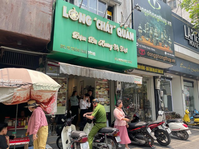 Vụ lòng xe điếu dài 40 m: Thông tin bất ngờ từ cuộc kiểm tra "Lòng chát quán"- Ảnh 2. Vụ lòng xe điếu dài 40 m: Thông tin bất ngờ từ cuộc kiểm tra "Lòng chát quán"- Ảnh 2.