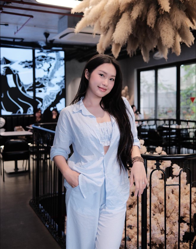 Bữa tiệc visual: Doãn Hải My khí chất Bữa tiệc visual: Doãn Hải My khí chất