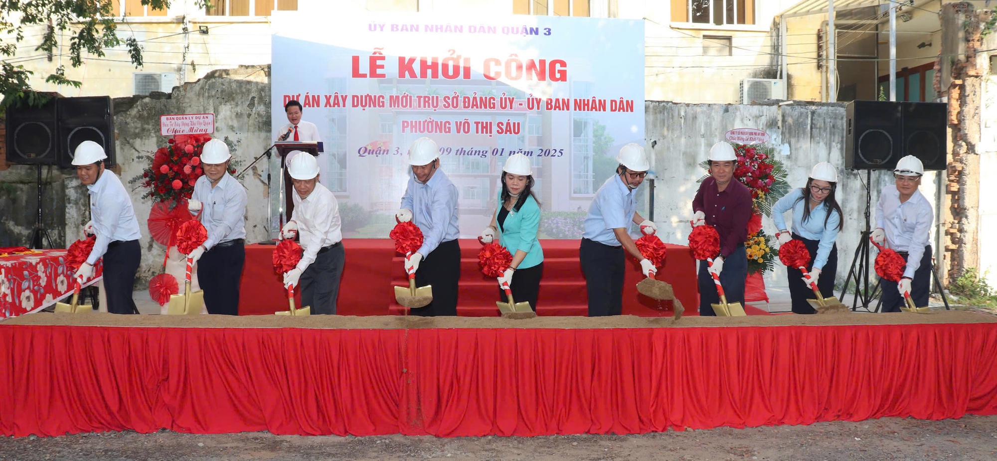 TP HCM: Bố trí bí thư, chủ tịch UBND cấp xã không là người địa phương- Ảnh 1. TP HCM: Bố trí bí thư, chủ tịch UBND cấp xã không là người địa phương- Ảnh 1.