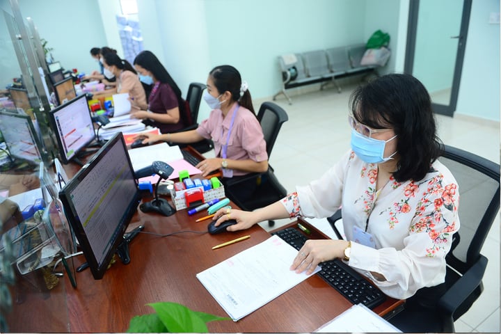 Bộ Nội vụ đề xuất UBND cấp tỉnh quyết định lương tối thiểu vùng- Ảnh 1. Bộ Nội vụ đề xuất UBND cấp tỉnh quyết định lương tối thiểu vùng- Ảnh 1.