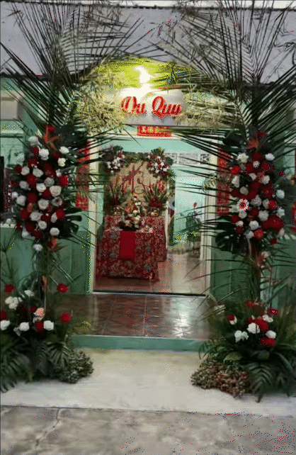 Cô dâu miền Tây tự tay làm cổng cưới, trang trí hoa tươi từ trong ra ngoài: Đẹp mỹ mãn nhưng giá rẻ bất ngờ- Ảnh 9. Cô dâu miền Tây tự tay làm cổng cưới, trang trí hoa tươi từ trong ra ngoài: Đẹp mỹ mãn nhưng giá rẻ bất ngờ- Ảnh 9.