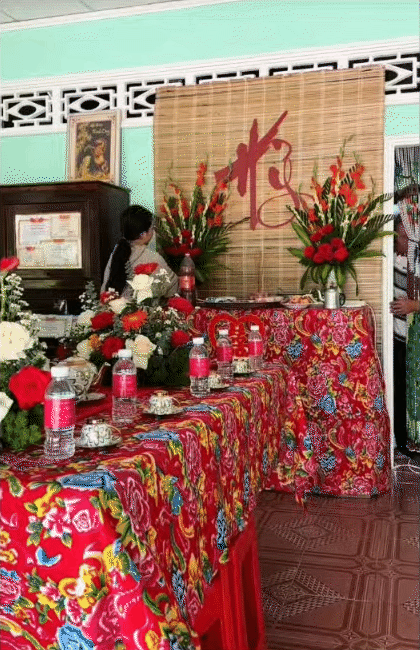 Cô dâu miền Tây tự tay làm cổng cưới, trang trí hoa tươi từ trong ra ngoài: Đẹp mỹ mãn nhưng giá rẻ bất ngờ- Ảnh 7. Cô dâu miền Tây tự tay làm cổng cưới, trang trí hoa tươi từ trong ra ngoài: Đẹp mỹ mãn nhưng giá rẻ bất ngờ- Ảnh 7.