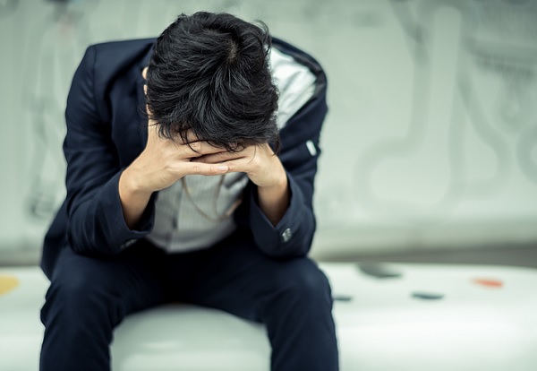 Đừng oán hận tại sao chăm chỉ mà vẫn không thoát NGHÈO, 5 lối tư duy này đang “ghìm chặt”con người trong cảnh túng thiếu!- Ảnh 1.