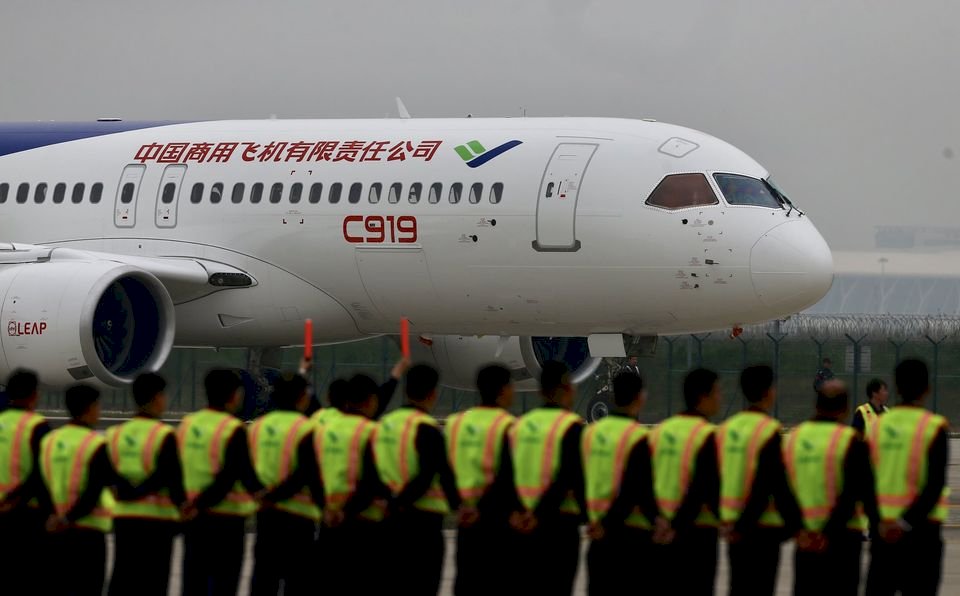 Biểu tượng tự chủ của Trung Quốc C919 “Made in China” khó cất cánh: Ai mới thực sự kiểm soát bầu trời?- Ảnh 1. Biểu tượng tự chủ của Trung Quốc C919 “Made in China” khó cất cánh: Ai mới thực sự kiểm soát bầu trời?- Ảnh 1.