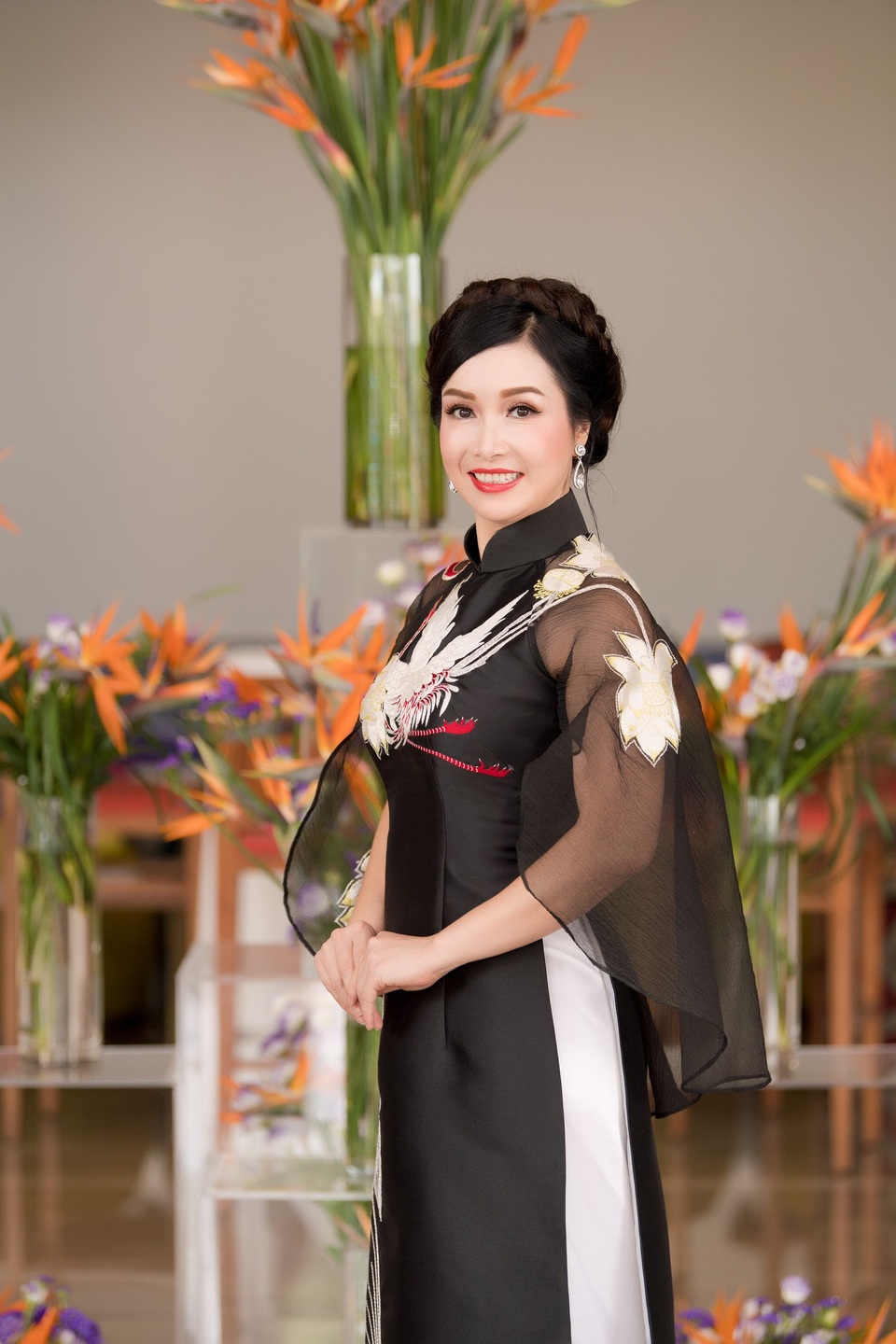 "Hoa hậu lùn nhất Việt Nam" rút lui khỏi showbiz hậu lấy chồng Tiến sĩ, biệt thự trải dài khắp cả nước- Ảnh 6. "Hoa hậu lùn nhất Việt Nam" rút lui khỏi showbiz hậu lấy chồng Tiến sĩ, biệt thự trải dài khắp cả nước- Ảnh 6.