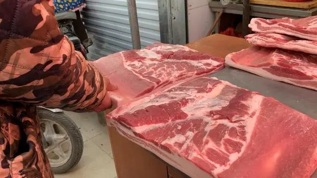 Ra chợ gặp 5 loại thịt lợn, tươi ngon, rẻ mấy cũng đừng mua- Ảnh 3. Ra chợ gặp 5 loại thịt lợn, tươi ngon, rẻ mấy cũng đừng mua- Ảnh 3.