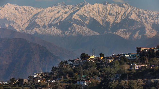 Kashmir sở hữu "kho báu chiến lược" 5,9 triệu tấn, có thể "xoay chuyển cục diện" hoàn toàn!- Ảnh 1. Kashmir sở hữu "kho báu chiến lược" 5,9 triệu tấn, có thể "xoay chuyển cục diện" hoàn toàn!- Ảnh 1.