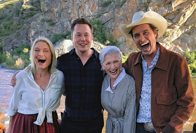 3 lời khuyên nuôi dạy con cái từ Maye Musk – người mẹ đơn thân nuôi dạy tỷ phú Elon Musk- Ảnh 2. 3 lời khuyên nuôi dạy con cái từ Maye Musk – người mẹ đơn thân nuôi dạy tỷ phú Elon Musk- Ảnh 2.