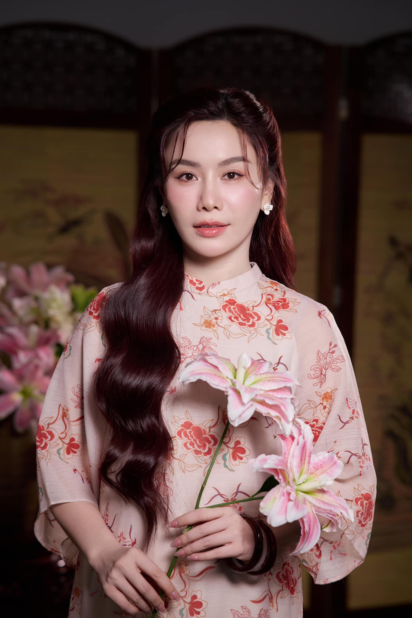 MC gây sốt với clip 4 triệu view ăn lòng se điếu: Sống trong nhà MC gây sốt với clip 4 triệu view ăn lòng se điếu: Sống trong nhà