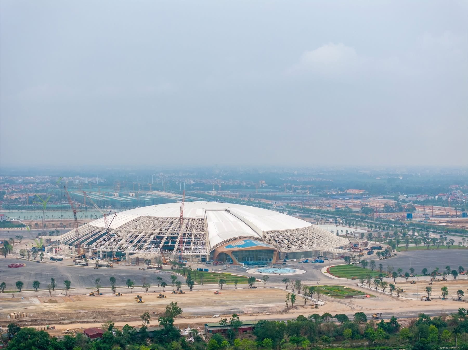 Cận cảnh siêu dự án tầm cỡ quốc tế sát Hà Nội của Vingroup sắp về đích, chuẩn bị cho nhiệm vụ đặc biệt- Ảnh 2. Cận cảnh siêu dự án tầm cỡ quốc tế sát Hà Nội của Vingroup sắp về đích, chuẩn bị cho nhiệm vụ đặc biệt- Ảnh 2.