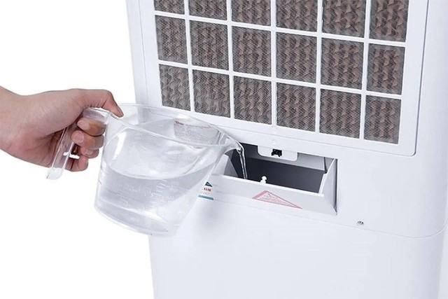 Người đàn ông trắng xóa nửa lá phổi vì 1 sai lầm nhiều người mắc khi dùng quạt điều hòa- Ảnh 2. Người đàn ông trắng xóa nửa lá phổi vì 1 sai lầm nhiều người mắc khi dùng quạt điều hòa- Ảnh 2.