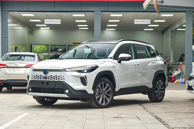 Nhiều mẫu xe giảm giá mạnh trong tháng 5- Ảnh 2. Nhiều mẫu xe giảm giá mạnh trong tháng 5- Ảnh 2.