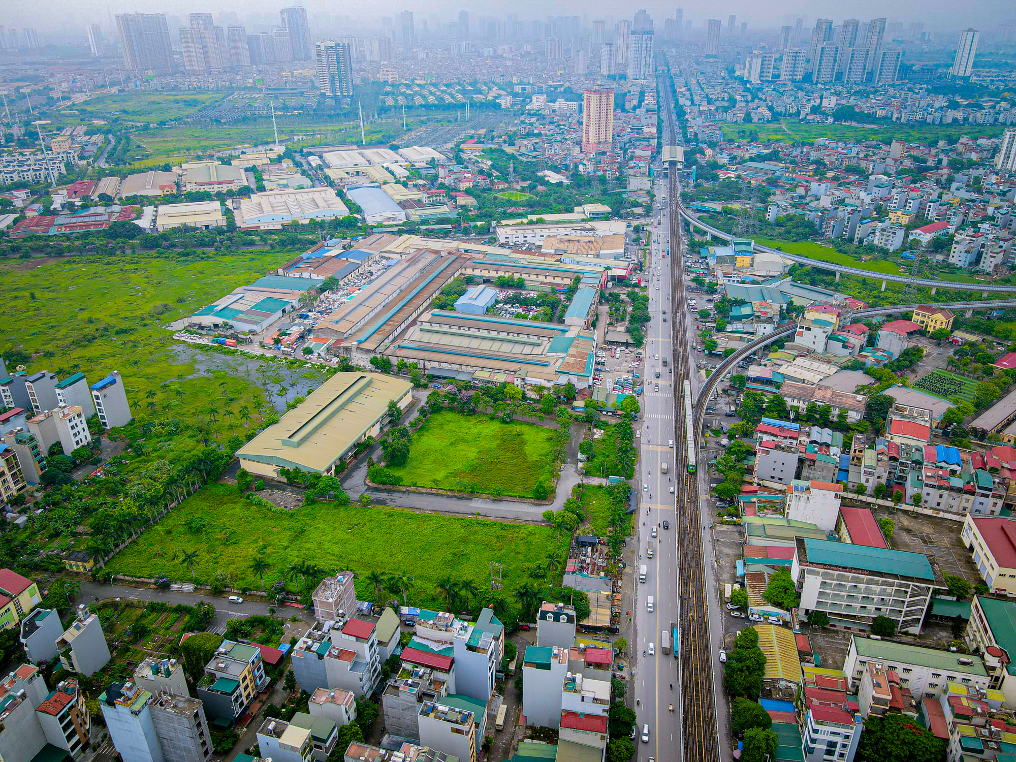 Toàn cảnh lô đất sắp được Biti's xây trung tâm thương mại: Rộng 2 ha, ngay gần ga tàu điện- Ảnh 1. Toàn cảnh lô đất sắp được Biti's xây trung tâm thương mại: Rộng 2 ha, ngay gần ga tàu điện- Ảnh 1.
