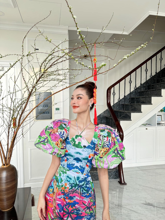 Á hậu 2000 bí mật sinh con: Bại lộ chuyện mang bầu qua 1 bức hình, hiện sống sang chảnh như phú bà- Ảnh 9. Á hậu 2000 bí mật sinh con: Bại lộ chuyện mang bầu qua 1 bức hình, hiện sống sang chảnh như phú bà- Ảnh 9.
