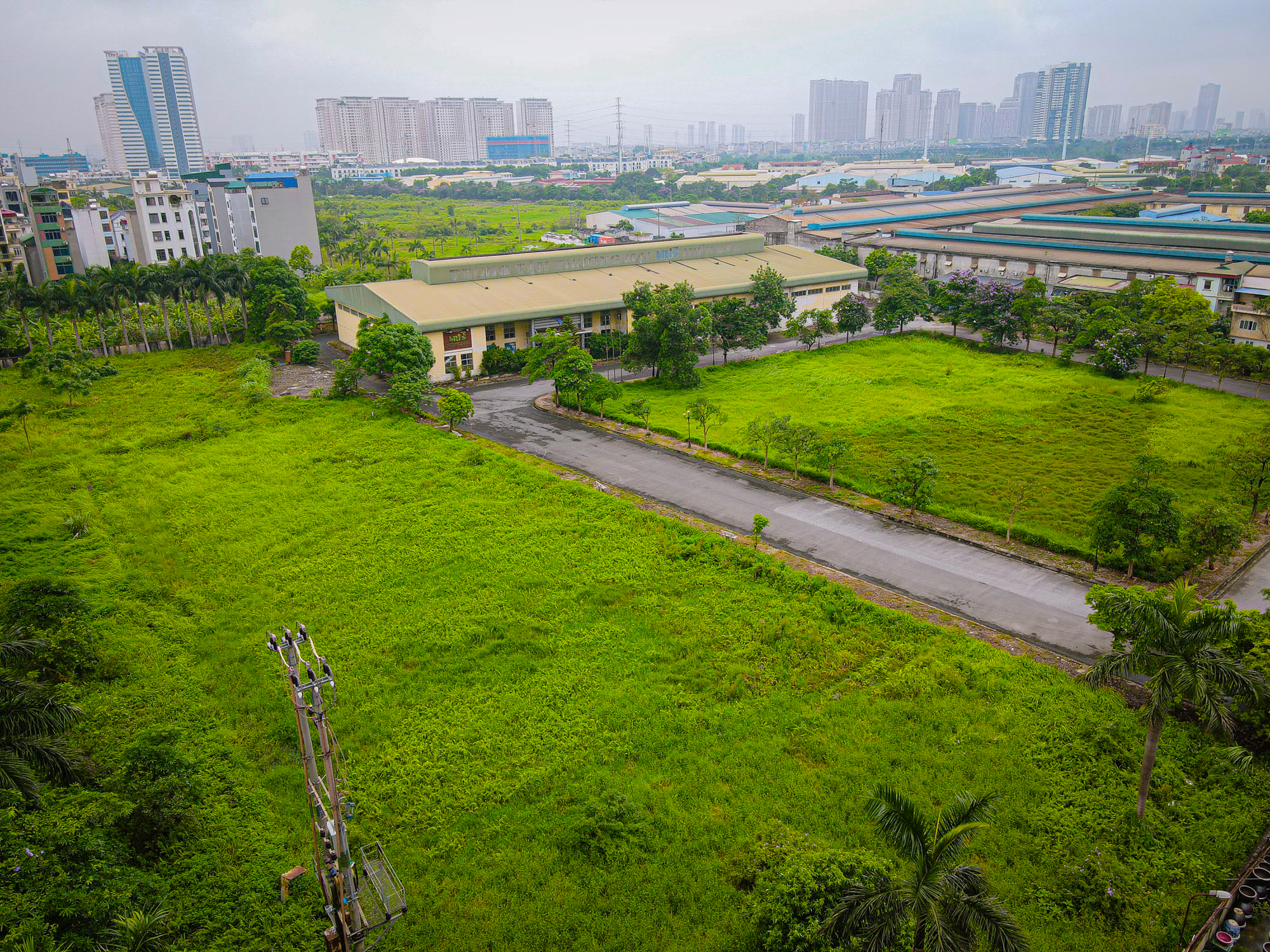 Toàn cảnh lô đất sắp được Biti's xây trung tâm thương mại: Rộng 2 ha, ngay gần ga tàu điện- Ảnh 7. Toàn cảnh lô đất sắp được Biti's xây trung tâm thương mại: Rộng 2 ha, ngay gần ga tàu điện- Ảnh 7.