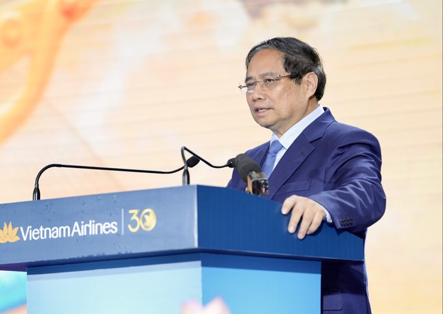 Thủ tướng: Vietnam Airlines góp phần nâng vị thế quốc gia trên trường quốc tế- Ảnh 2. Thủ tướng: Vietnam Airlines góp phần nâng vị thế quốc gia trên trường quốc tế- Ảnh 2.