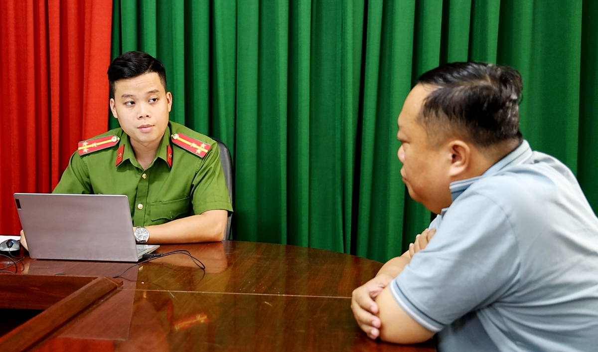Xuất hiện “chiêu” lừa đảo sau khi nhiều cựu lãnh đạo ở An Giang bị bắt- Ảnh 1. Xuất hiện “chiêu” lừa đảo sau khi nhiều cựu lãnh đạo ở An Giang bị bắt- Ảnh 1.