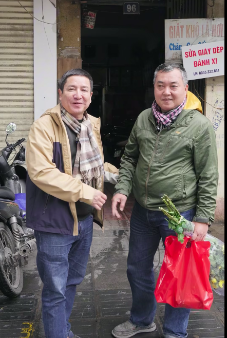 Căn nhà 6m2 của Lưu Quang Vũ - Xuân Quỳnh: Không có điện, toàn sách, 5 người từng ở- Ảnh 1. Căn nhà 6m2 của Lưu Quang Vũ - Xuân Quỳnh: Không có điện, toàn sách, 5 người từng ở- Ảnh 1.