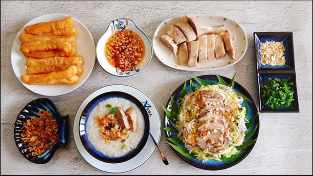 Không phải phở và bún bò Huế, món ăn 30.000 đồng/bát này mới là hương vị Việt lọt top ngon nhất thế giới- Ảnh 8. Không phải phở và bún bò Huế, món ăn 30.000 đồng/bát này mới là hương vị Việt lọt top ngon nhất thế giới- Ảnh 8.