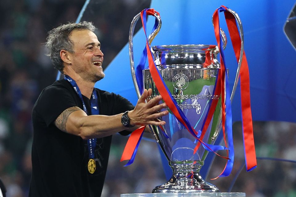 Đêm ăn mừng hóa ác mộng: Paris chìm trong khói lửa bạo loạn khi PSG vô địch Champions League, CĐV và dân thường bỏ mạng- Ảnh 9. Đêm ăn mừng hóa ác mộng: Paris chìm trong khói lửa bạo loạn khi PSG vô địch Champions League, CĐV và dân thường bỏ mạng- Ảnh 9.