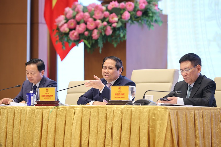 Thủ tướng: Giải quyết xong các yêu cầu, khó khăn của doanh nghiệp trong vòng 2 tuần- Ảnh 7. Thủ tướng: Giải quyết xong các yêu cầu, khó khăn của doanh nghiệp trong vòng 2 tuần- Ảnh 7.