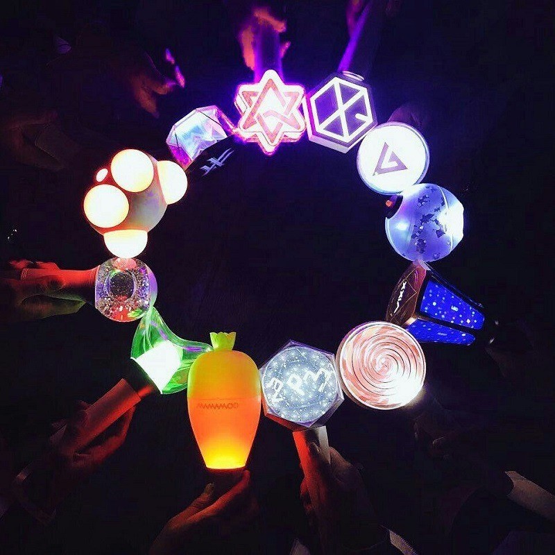 Jack và dàn sao bán lightstick giá triệu đồng, fan vẫn chi mạnh vì điều gì?- Ảnh 1. Jack và dàn sao bán lightstick giá triệu đồng, fan vẫn chi mạnh vì điều gì?- Ảnh 1.