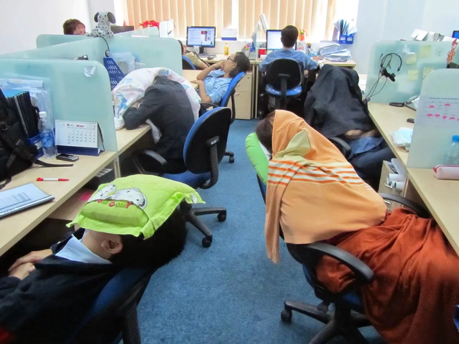Nhân viên văn phòng mắc chứng mất trí nhớ ở tuổi 42, bác sĩ thẳng thắn: Thói quen ngủ trưa này sẽ khiến nhiều người “trắng não”- Ảnh 3. Nhân viên văn phòng mắc chứng mất trí nhớ ở tuổi 42, bác sĩ thẳng thắn: Thói quen ngủ trưa này sẽ khiến nhiều người “trắng não”- Ảnh 3.
