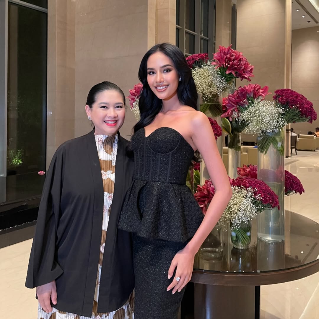 Dì Pui - “bà trùm” trong giới Hoa hậu Thái Lan: CEO quyền lực, bí ẩn khối tài sản đang nắm giữ- Ảnh 1. Dì Pui - “bà trùm” trong giới Hoa hậu Thái Lan: CEO quyền lực, bí ẩn khối tài sản đang nắm giữ- Ảnh 1.