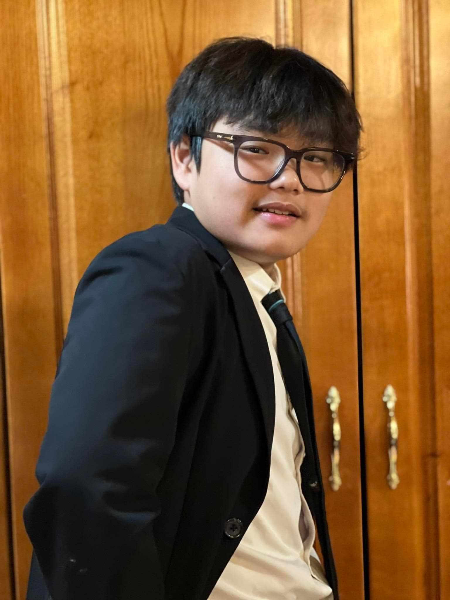“Cây hài nhí” quốc dân Bi Béo cao lớn bất ngờ sau 10 năm, ca hát đóng kịch vẫn không hot bằng meme khai giảng!- Ảnh 18. “Cây hài nhí” quốc dân Bi Béo cao lớn bất ngờ sau 10 năm, ca hát đóng kịch vẫn không hot bằng meme khai giảng!- Ảnh 18.