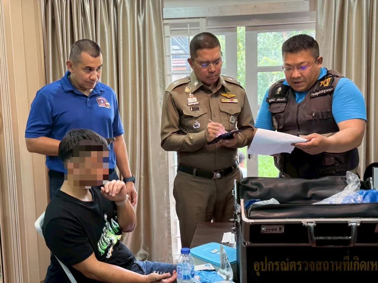 Cảnh sát Thái Lan triệt phá nhóm lừa đảo người Việt trong khu đô thị cao cấp ở Bangkok: Hoạt động phức tạp, thu tới 32 tỷ đồng mỗi tháng- Ảnh 4. Cảnh sát Thái Lan triệt phá nhóm lừa đảo người Việt trong khu đô thị cao cấp ở Bangkok: Hoạt động phức tạp, thu tới 32 tỷ đồng mỗi tháng- Ảnh 4.