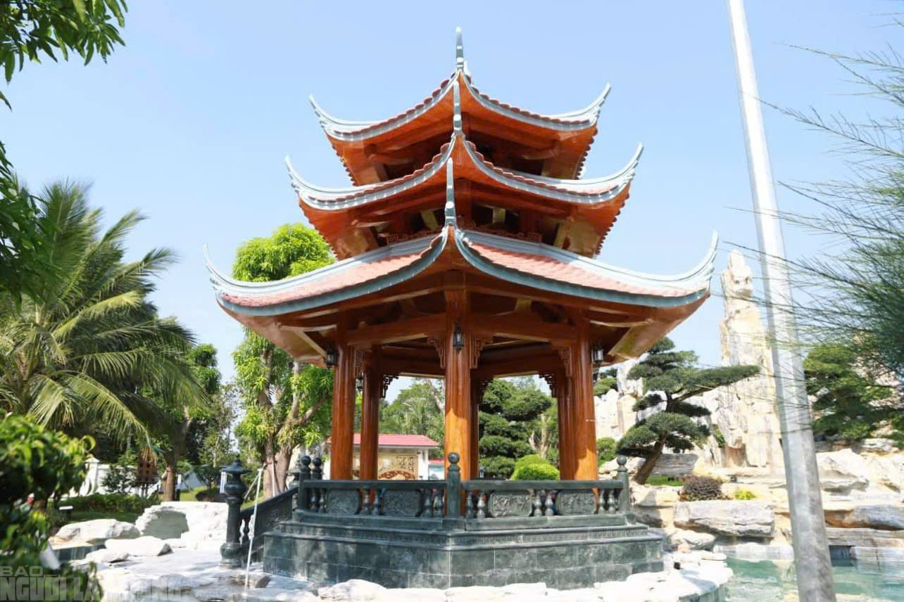 Khu biệt phủ cả ngàn m2 mà Tuấn "thần đèn" thường hiện diện làm bãi tập kết cát?- Ảnh 4. Khu biệt phủ cả ngàn m2 mà Tuấn "thần đèn" thường hiện diện làm bãi tập kết cát?- Ảnh 4.
