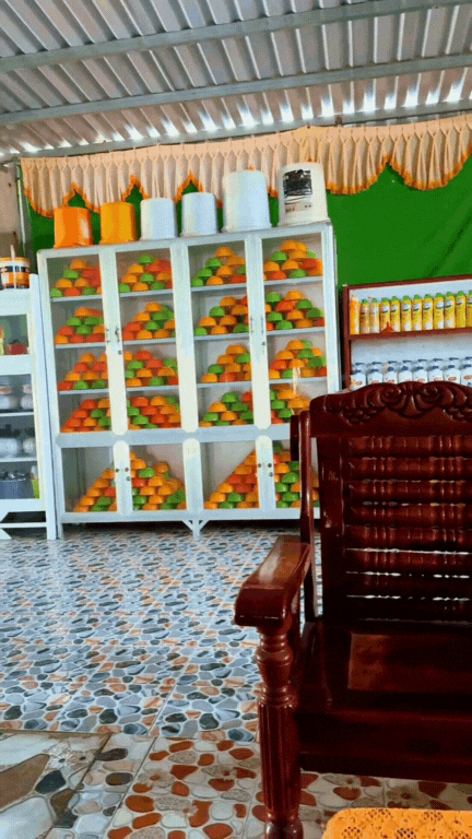 Ghé bếp miền Tây sạch đến ngỡ ngàng: Dù nấu củi vẫn gọn tinh tươm, không một vết bẩn, hút hàng triệu lượt xem- Ảnh 2. Ghé bếp miền Tây sạch đến ngỡ ngàng: Dù nấu củi vẫn gọn tinh tươm, không một vết bẩn, hút hàng triệu lượt xem- Ảnh 2.
