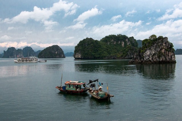 Khách Tây thốt lên về 1 địa danh nổi tiếng của Việt Nam: Đây là nơi chúng tôi ngắm hoàng hôn đẹp nhất- Ảnh 3. Khách Tây thốt lên về 1 địa danh nổi tiếng của Việt Nam: Đây là nơi chúng tôi ngắm hoàng hôn đẹp nhất- Ảnh 3.