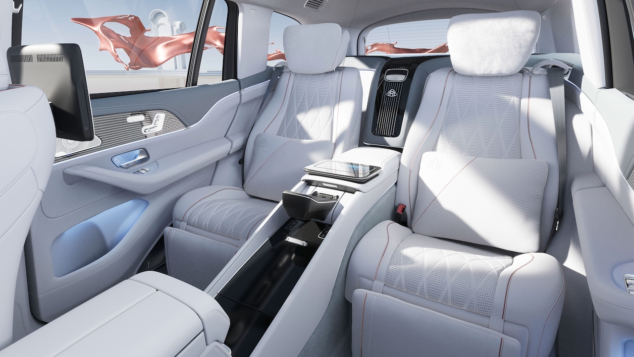 GLS 450 FL và Maybach GLS 600 FL đồng loạt ra mắt tại sự kiện “LiveRARE”- Ảnh 2. GLS 450 FL và Maybach GLS 600 FL đồng loạt ra mắt tại sự kiện “LiveRARE”- Ảnh 2.