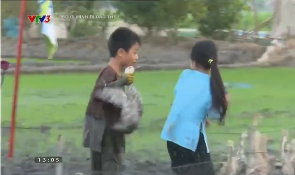 "Quý tử nhà giàu" chịu lội bùn, bắt vịt, rửa bát trong "Bố ơi, mình đi đâu thế?" nay thành "soái ca" sống tự lập ở trời Tây- Ảnh 7. "Quý tử nhà giàu" chịu lội bùn, bắt vịt, rửa bát trong "Bố ơi, mình đi đâu thế?" nay thành "soái ca" sống tự lập ở trời Tây- Ảnh 7.