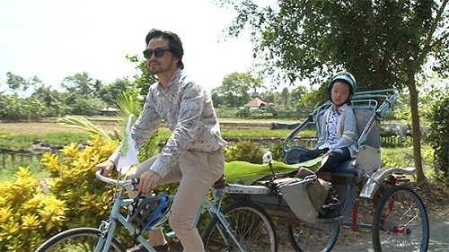 "Quý tử nhà giàu" chịu lội bùn, bắt vịt, rửa bát trong "Bố ơi, mình đi đâu thế?" nay thành "soái ca" sống tự lập ở trời Tây- Ảnh 13. "Quý tử nhà giàu" chịu lội bùn, bắt vịt, rửa bát trong "Bố ơi, mình đi đâu thế?" nay thành "soái ca" sống tự lập ở trời Tây- Ảnh 13.