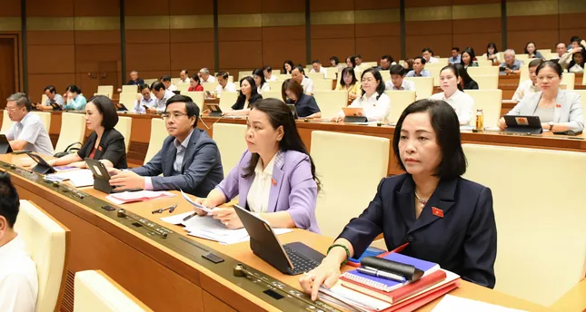Hôm nay, Quốc hội biểu quyết thông qua nghị quyết về sáp nhập tỉnh- Ảnh 1. Hôm nay, Quốc hội biểu quyết thông qua nghị quyết về sáp nhập tỉnh- Ảnh 1.