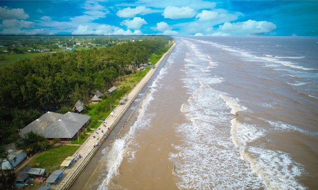 Phát hiện bãi biển hiếm có, cùng cảnh quan đặc biệt nhưng chưa nhiều người biết, cách TP.HCM 200km- Ảnh 3. Phát hiện bãi biển hiếm có, cùng cảnh quan đặc biệt nhưng chưa nhiều người biết, cách TP.HCM 200km- Ảnh 3.