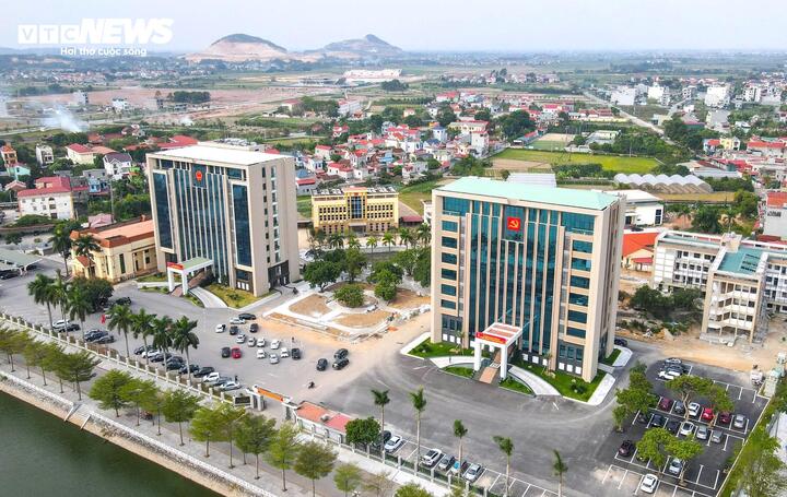 Bắc Giang xử lý thế nào với 108 trụ sở dôi dư sau sáp nhập?- Ảnh 1. Bắc Giang xử lý thế nào với 108 trụ sở dôi dư sau sáp nhập?- Ảnh 1.