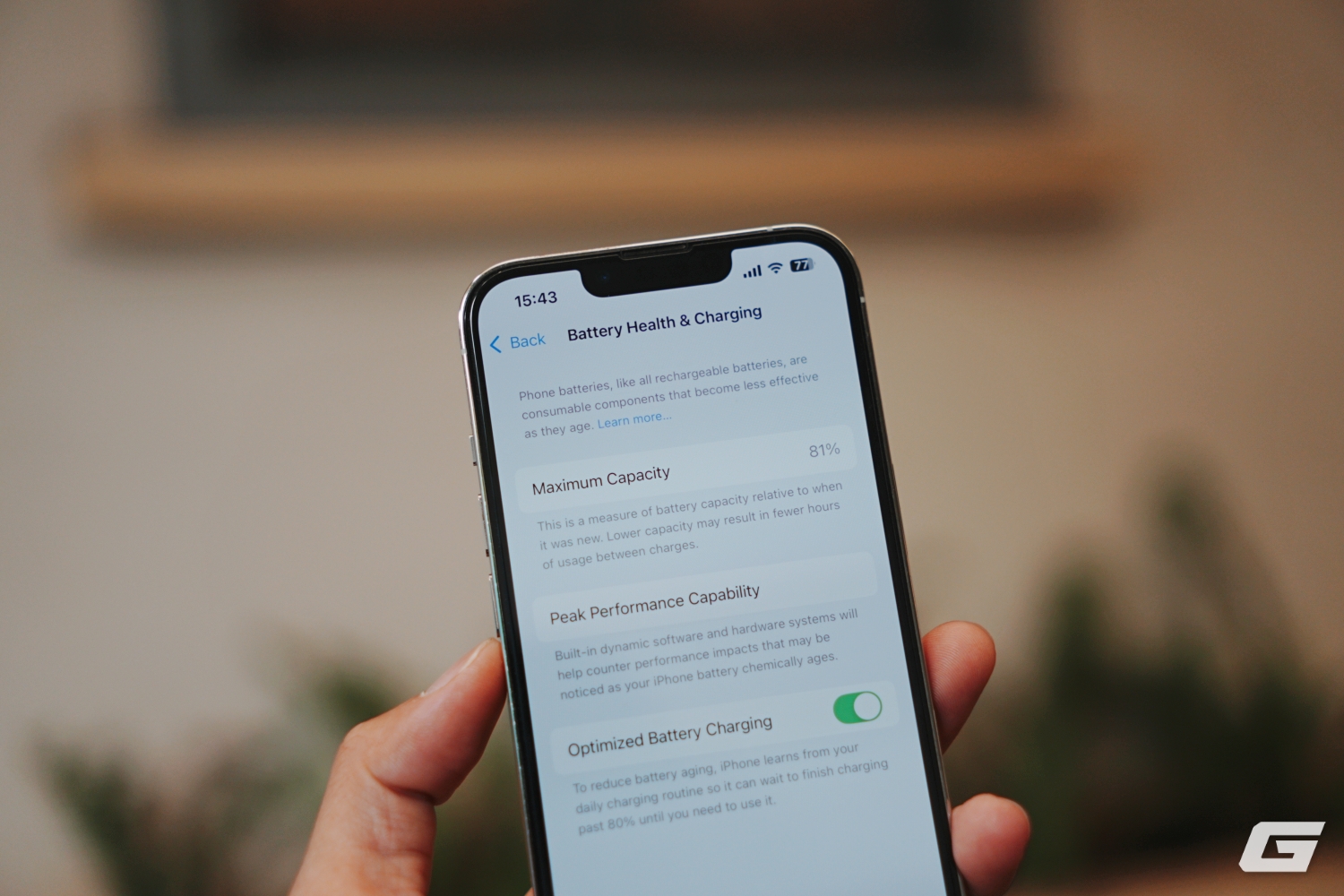 iPhone 13 Pro sau 2 năm: Mặt lưng vỡ nát, pin còn 82%, không muốn lên đời nhưng có thể phải nghĩ lại vì iOS 26- Ảnh 7. iPhone 13 Pro sau 2 năm: Mặt lưng vỡ nát, pin còn 82%, không muốn lên đời nhưng có thể phải nghĩ lại vì iOS 26- Ảnh 7.