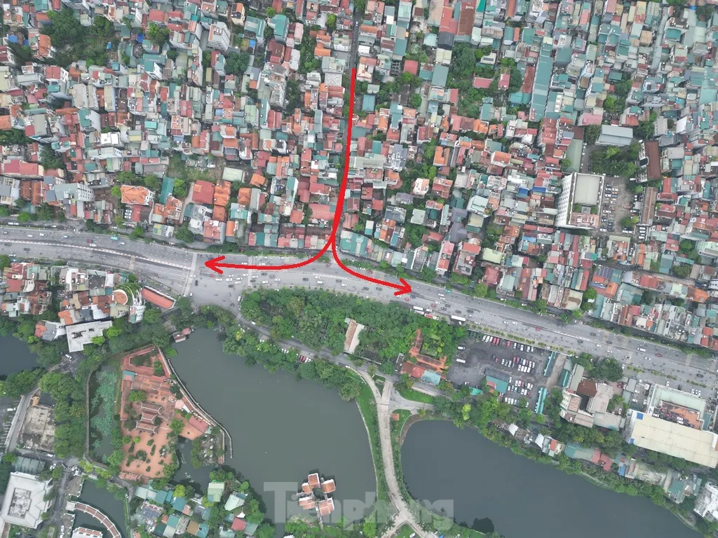 Cận cảnh vị trí được đề xuất làm đường hầm qua Hồ Tây- Ảnh 6. Cận cảnh vị trí được đề xuất làm đường hầm qua Hồ Tây- Ảnh 6.