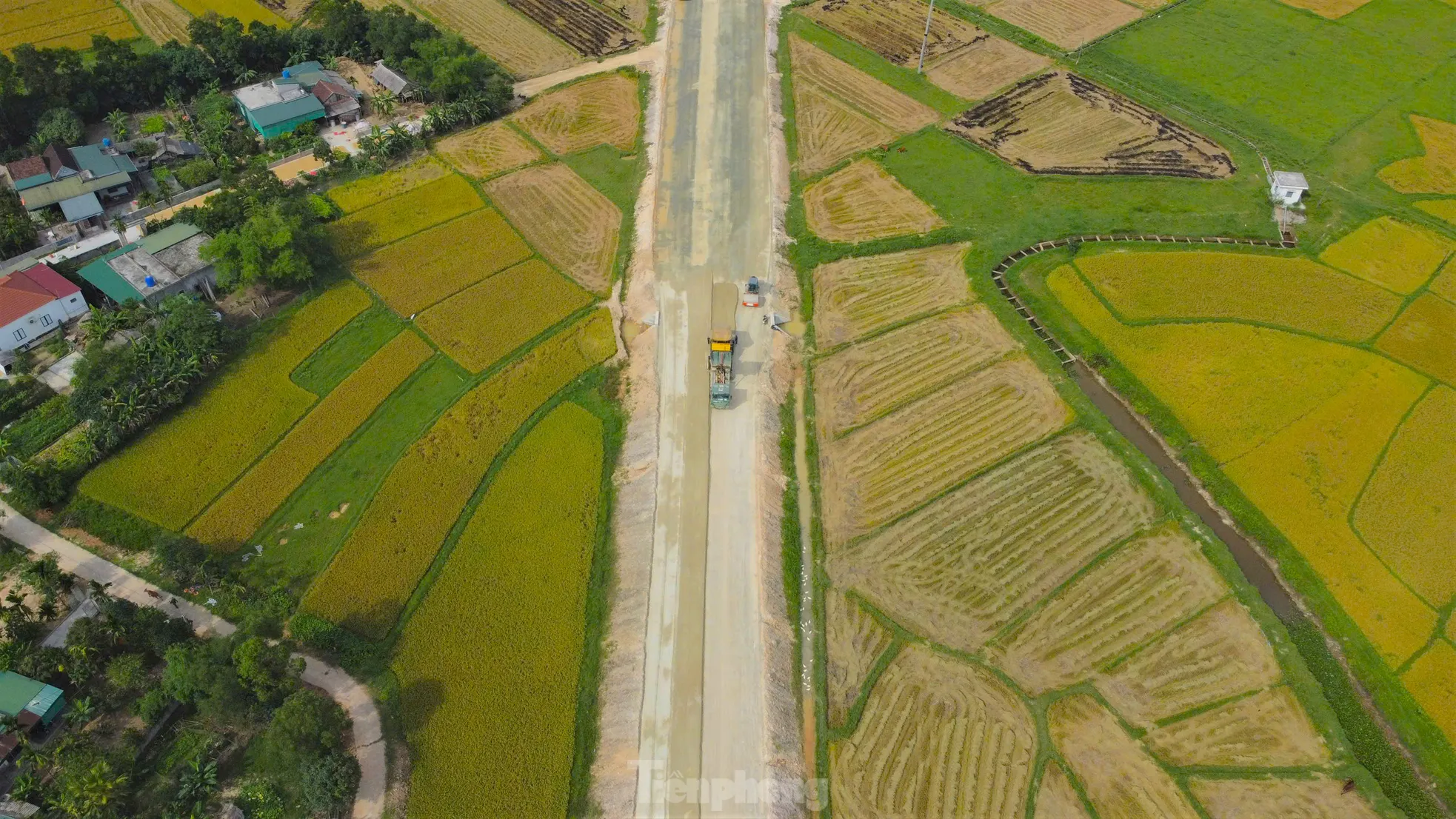 Hiện trạng hai tuyến đường kết nối thành phố Hà Tĩnh với cao tốc Bắc Nam- Ảnh 7. Hiện trạng hai tuyến đường kết nối thành phố Hà Tĩnh với cao tốc Bắc Nam- Ảnh 7.